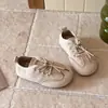 2026 Nuevos Zapatos Planos de Suela Blanda para Niñas, Zapatos de Ballet Casuales, Correa Cruzada Nicho Retro Cordón Zapatos de Entrenamiento Alemanes para Niños