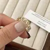 Anillo Abierto de Zirconia de Lujo de Alta Gama Transfronterizo Europeo y Americano, Diseño de Nicho a la Moda, Joyería Versátil Personalizada