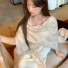 Bufanda de Seda Ligeramente Brillante para Mujer, Nudo Cruzado, Versátil, Adelgazante, Elegante, Sensación de Alta Gama, Elegante Chal para Abrigo, Estilo Femenino