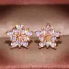 Pendientes de copo de nieve de estrella de cinco puntas versión coreana femenina pendientes de copo de nieve de Navidad totalmente de diamantes joyería de oído de plata al por mayor en stock