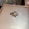 Clip para oreja de flor de circón bañado en oro real de 18k, no requiere perforación, sensación de lujo ligero de alta gama, clip para cartílago de la oreja, aretes de diseño nicho