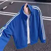 Chaqueta cárdigan azul oscuro de tres rayas para hombre primavera y otoño cleanfit cuello alto chaqueta de béisbol empalme de rayas sudadera moderno