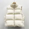 Outono/Inverno 2026 Colete Simples Versátil de Algodão com Penas Feminino Curto Plus Size Gola Alta Solto Emagrecedor Quente Roupa Exterior