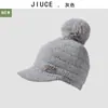Boné de Baseball de Tricô com Pelo de Coelho de Inverno Estilo Coreano para Mulheres, Forrado com Fleece, Espessado, Quente, com Pompom e Logo Metálico, Gorro de Tricô que Afina o Rosto