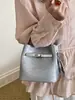 Bolso de Mano Pequeño Vintage para Mujer 2026 Nuevo Estilo Coreano Bolso Cubo de Nicho Bolso de Hombro Cruzado de Moda para el Trabajo Tendencia