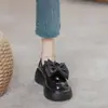 Sapatos Loafer de Solado Grosso para Mulheres 2025 Novo Estilo Sapatos de Calçar Estilo Preppy Sapatos Pequenos de Couro Sapatos Femininos de Primavera e Outono Tamanho Pequeno