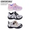 Sapatos versáteis para caminhada ao ar livre para crianças, nova coleção primavera 2026, cabedal de couro para meninas, respirável, estilo coreano, e sapatos para meninos