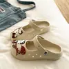 2026 Verão Sapatos Mary Jane Perfurados Femininos Roupa Externa Solado Grosso Antiderrapante Super Fofos Estilo Menina Macio Sandálias Fechadas