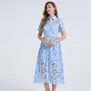 Vestido de encaje soluble en agua con diseño tridimensional calado, al estilo de bloguero de ultramar, con ribete de encaje, manga corta, entallado en la cintura, corte ajustado, de longitud media, en stock