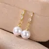 Pendientes de Moda y Exquisitos de Venta Caliente Transfronterizos Europeos y Americanos para Mujer, Pequeños y Ligeros de Lujo, Elegantes y de Alta Gama con Colgante de Perla