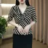 Éxito de transmisión en vivo: Top elástico con cuello alto y estampado de rayas diagonales, nueva moda de verano 2026, camisa de manga corta versátil y elegante para mujer