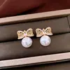 Pendientes cuadrados vintage con forma de corazón de circón y lazo, pendientes de lujo ligero de alta gama, accesorios para la oreja versátiles y de moda