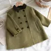 Ropa infantil coreana 2026 otoño nuevo estilo temática del bosque retro verde solapa lana abrigo para niñas, otoño e invierno chaqueta de lana