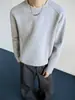 Camiseta de manga larga para hombre estilo patchwork G de peso pesado, otoño/invierno, diseño elegante y genial, capa base para hombre, gris claro y blanco