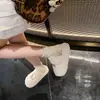 Estilo Coreano Simples Birkenstock Sapatos Peludos Femininos Outdoor Inverno 2026 Novo Slip-on Pelúcia Adicional Bico Fechado Meio Sapatilha de Algodão