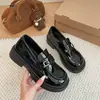 Mocasines de suela gruesa para mujer 2026 nuevos zapatos pequeños de cuero para primavera y otoño estilo británico Mary Jane zapatos de un solo color con tacones que aumentan la altura zapatos JK