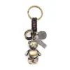 Chaveiro Simples de Urso em Liga Retro com Cordão de Couro Trançado à Mão, Pingente para Casal, Acessório Criativo e Personalizado para Bolsa