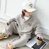 Conjunto de outono para meninos 2026 novo estiloso e moderno roupas para meninos de 3-4 anos conjunto de duas peças para bebês e crianças