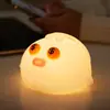 Lámpara de Noche Pequeña y Linda, Lámpara de Mesa Adorable y Creativa, Lámpara Táctil de Silicona con Forma de Nube, Compañera de Sueño Luz de Noche para Niños