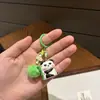 Encantador llavero de panda de resina 3D, animal de dibujos animados con lazo, dulce y adorable, perfecto como regalo para estudiantes o mejores amigos para colgar en sus mochilas