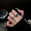 Anillo Negro de Cristal Estilo Minimalista Geométrico, Diseño de Nicho, Anillo Abierto de Moda y Único, de Moda entre las Mujeres