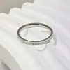 Anel de Aço Inoxidável Feminino Sem Desbotar Nicho Alto Padrão Ins Versátil Feminino Titânio com Cravação de Diamante Joia Pulseira Transfronteiriça