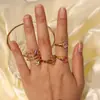 Anillo Grande de Diamante Dorado Lele Jewelry Anillo de Diseño Moderno Elegante Sencillo para Mujeres Anillo de Compromiso para el Trabajo