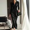 2026 Roupas Femininas Transfronteiriças Europeias e Americanas Negócios Trabalho Local de Trabalho Temperamento Cor Sólida Manga Longa Cintura Marcada Slim Fit Vestido Longo