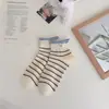 Meias Coreanas para Mulheres com Etiquetas de Tecido com Letra de Ovo, Meias de Cano Curto, Color-Blocking, Barra Dupla Canelada, Meias Curtas Listradas Finas para Mulheres