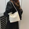 Bolso Pequeño Cuadrado Estilo Dulce al por Mayor para Mujer Otoño 2025 Nuevo Bolso de Hombro Cuadros con Lazo Versátil Bolso de Axila