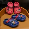Zuecos infantiles de EVA para niños y niñas, verano, dibujos animados de Nezha, uso bidireccional, zapatos cerrados antideslizantes de suela blanda para niños