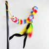 Venta al por mayor Hogar Pluma Campana Palo Teaser para Gato Juguete para Gato Interactivo Alivio del Aburrimiento Oruga Rayada Arcoíris Palo Teaser para Gato