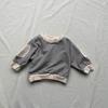 Nova Blusa de Moletom Listrada Estilo Ocidental Infantil Coreano Masculina e Feminina Primavera e Outono Infantil Patch Listrado Manga Morcego Manga Longa Camiseta Blusa