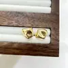 Diseño de Nicho con un Toque de Alta Gama, Sencillo y Versátil, Pendientes Irregulares Retro, Moda de Lujo Ligero, Pendientes Estilo Ins Europeos y Americanos