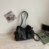 Transfronterizo 2026 Verano Nuevo Modelo Exquisito Diseño de Nicho Moda de Alta Gama Versátil Bolso de Hombro Cruzado Tipo Cubo