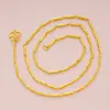 Collar hexagonal de latón bañado en oro para mujer Oro de Vietnam Oro de simulación Cadena para la clavícula Larga duración sin decoloración Primera joya para mujer