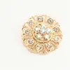 Broche de trébol de cuatro hojas de lujo con diamantes, pequeño pasador de aleación para trajes de mujer, chaquetas, cárdigans y decoraciones de cuello