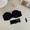 2025 Verano Antideslizante Media Copa Sin Tirantes Invisible Sexy Inalámbrico Sujetador Belleza Espalda Sujetador Adhesivo Push-Up Ropa Interior para Mujeres