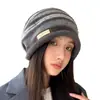 Chapéu de Tricô Listrado Feminino Estilo Coreano Outono e Inverno, Circunferência da Cabeça Grande, Gorro Slouchy Emagrecedor de Rosto, Versátil, Quente, À Prova de Vento, Chapéu para Frio