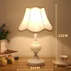 Abajur estilo chinês, luminária de cabeceira para quarto, estilo americano simples retrô, dote de casamento para noiva, luminária de metal festiva para quarto de casamento, duradoura