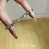Vibe Fresca e Elegante~ Pulseira Flor de Strass Azul Exquisito Brilhante para Mulheres, Estilo Coreano, Alto Valor Estético, Joia de Mão Deslumbrante Estilo Fada Atacado