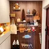 Prateleira de Parede com Painel Perfurado Prateleira de Exibição Decorativa de Parede de Madeira Maciça Divisória de Parede Prateleira de Armazenamento para Entrada