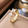 Anillo de Zirconia Micropavimentada Nuevo Transfronterizo Celebridad de Internet para Mujer, Anillo de Dedo Índice de Lujo Ligero de Moda de Gama Alta para Mujer con Apertura Ajustable