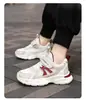 Sapatos Infantis Malha Respirável Primavera Outono Novo Estilo 2026 Bonitos Médios Grandes Sapatos Esportivos Infantis Solado Macio Sapatos Casuais Infantis para Corrida
