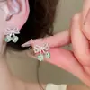 Pendientes de Tachuela Corazón con Lazo Azul Hielo Bling Estilo Coreano para Mujer Exquisitos Dulces Pendientes de Diseño de Nicho Accesorios de Pendientes de Estilo Versátil