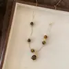Novo Colar Redondo de Resina com Contas Olho de Tigre Estilo Chinês Corrente de Clavícula Versátil e Fashionável Acessório de Pescoço com Design de Nicho