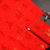 Pegatinas de Puerta Rojas de Año Nuevo con Modismos de Cuatro Caracteres y Frases Auspiciosas, Caligrafía Pintada en Oro, Pareados Esenciales de Año Nuevo Estampados en Oro