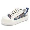 Sapatos Masculinos, Novo Estilo de Verão Tênis Respiráveis de Cano Baixo com Sola Grossa, Tênis Esportivos Casuais de Tecido da Moda para Jovens Homens