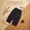 Calça de Moletom Simples com Letras para Meninos Outono Novo Estilo Estilo Coreano Para Bebês e Crianças Pequenas Simples com Letras Versátil para o Dia a Dia Casual Calça Longa
