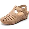 Nuevas sandalias de cuña para mujer de verano, de talla grande, estilo europeo y americano, casual, para uso diario, con punta cerrada, tacón medio y velcro